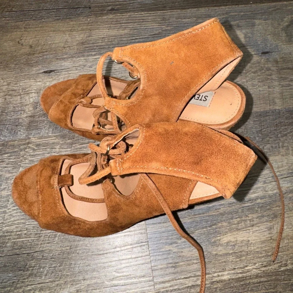 Steve Madden Aryah Cognac Brown Suede Lace Up Block Heel Sandals Womens 9M